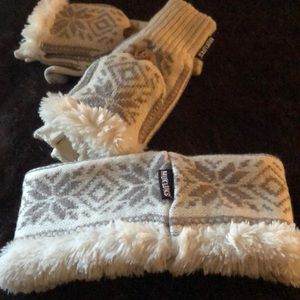 Winter open or closed gloves and head warmer